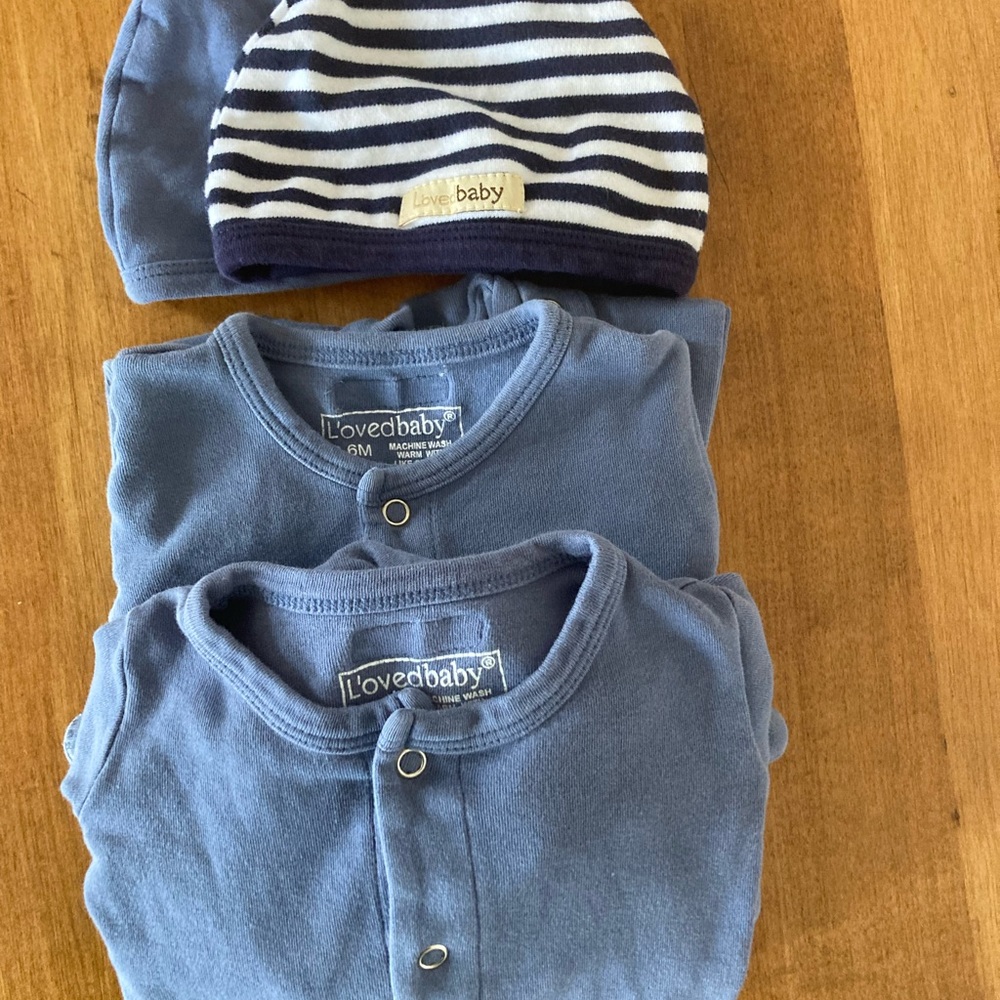 L’ovedbaby Organic Snap Footie 3-6 month blue bundle with hats